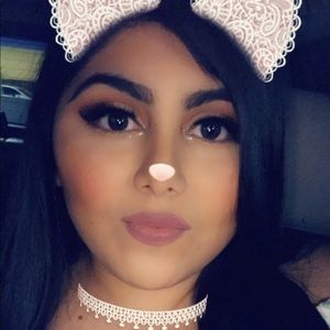 Meet your Posher, Mayra